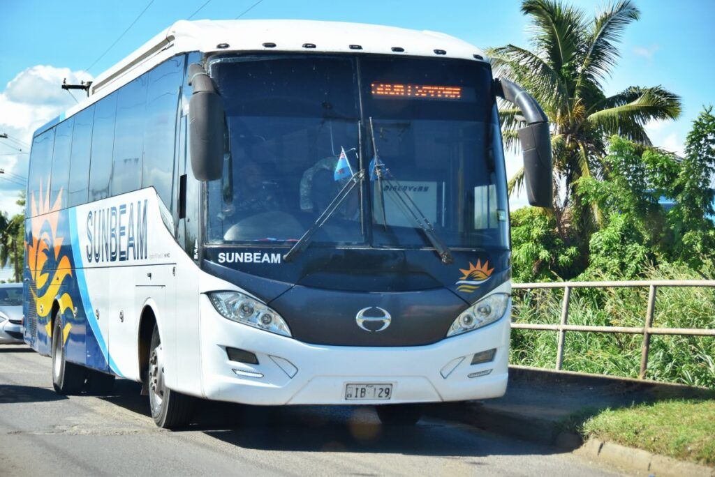 20 Tips to Save Money in Fiji 💵 [2025]