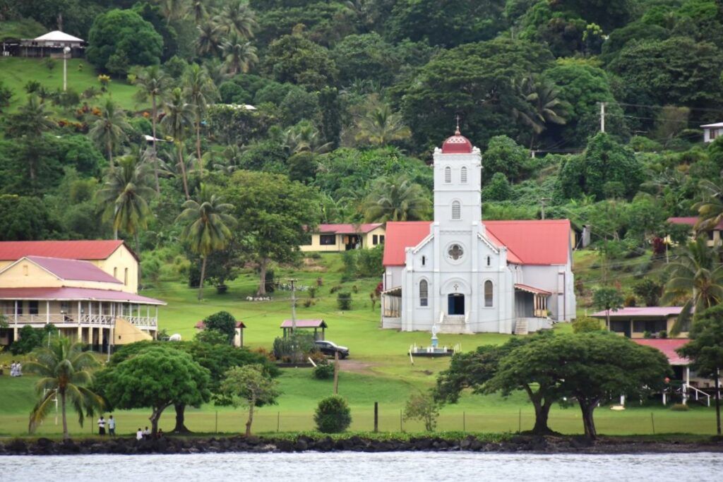 24 Best Things to Do in Taveuni