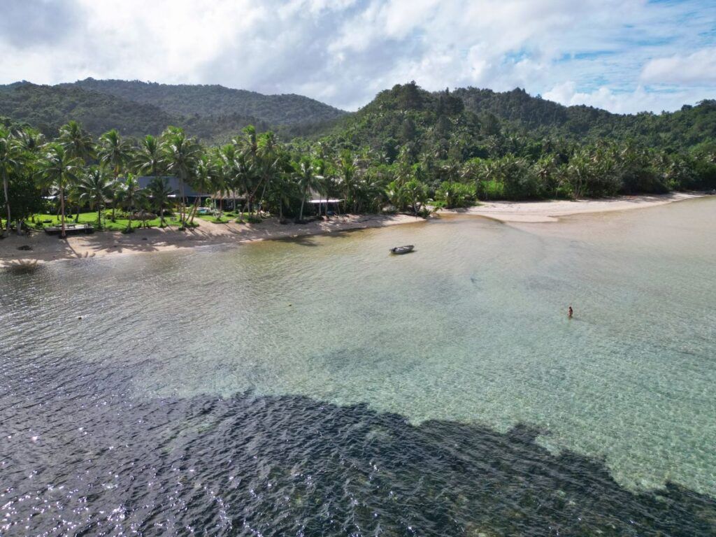 6 Surf Spots on the Coral Coast
