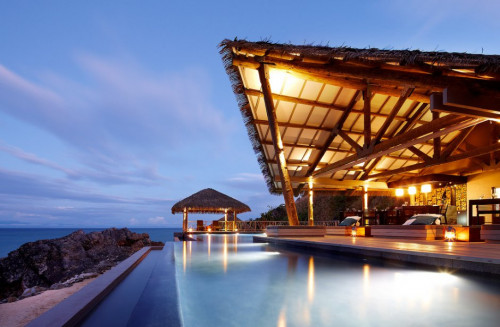 luxury resorts in the mamanuca islands