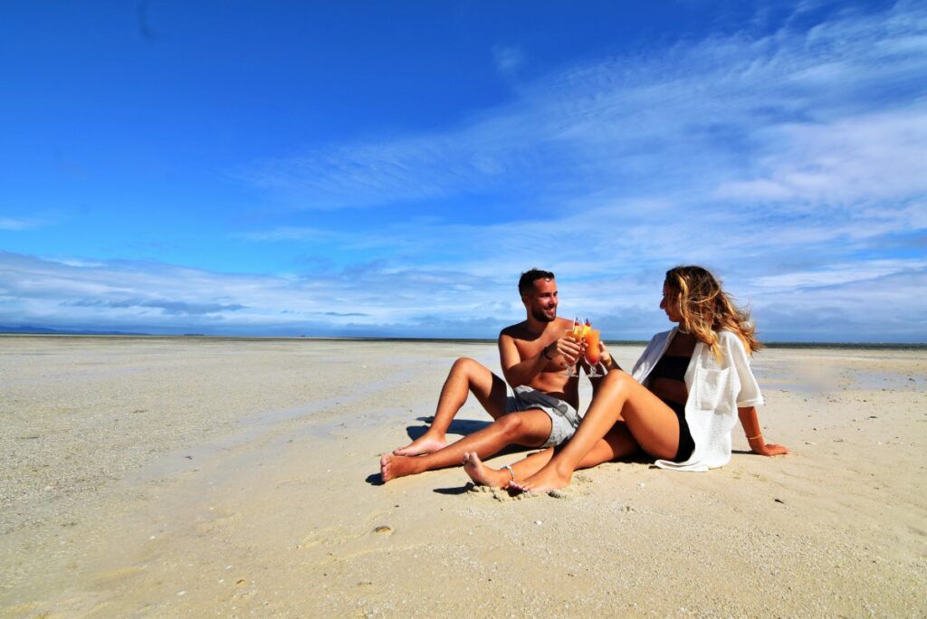 10 Romantic Activities on the Pacific Harbour for Couples