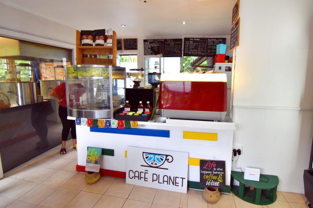 The Guide to the Best Eats & Restaurants on the Coral Coast