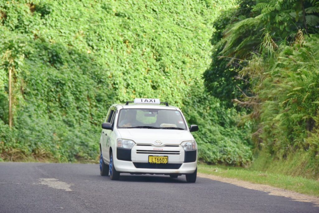 Taveuni Transport Guide: 8 Ways to Get to Taveuni (&amp; Get Around Taveuni)