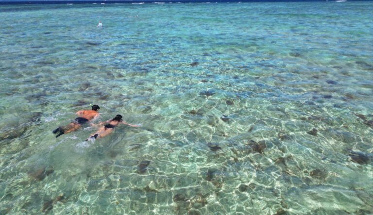 Fiji Honeymoon Itinerary: 7 Days / One Week (Idyllic Islands)