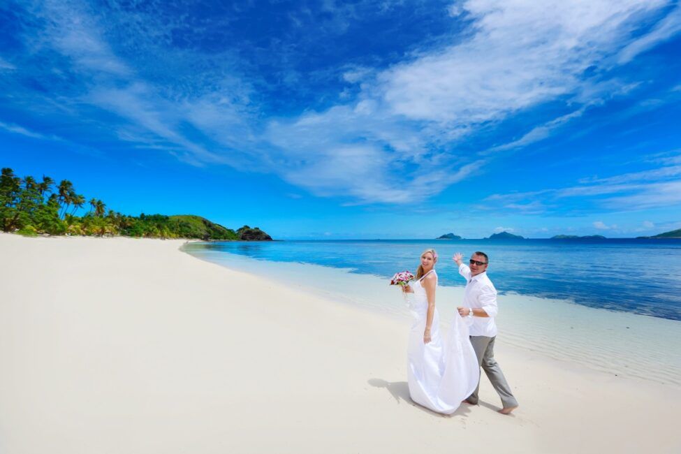 How to Plan a Wedding in Fiji 💍 [2025]