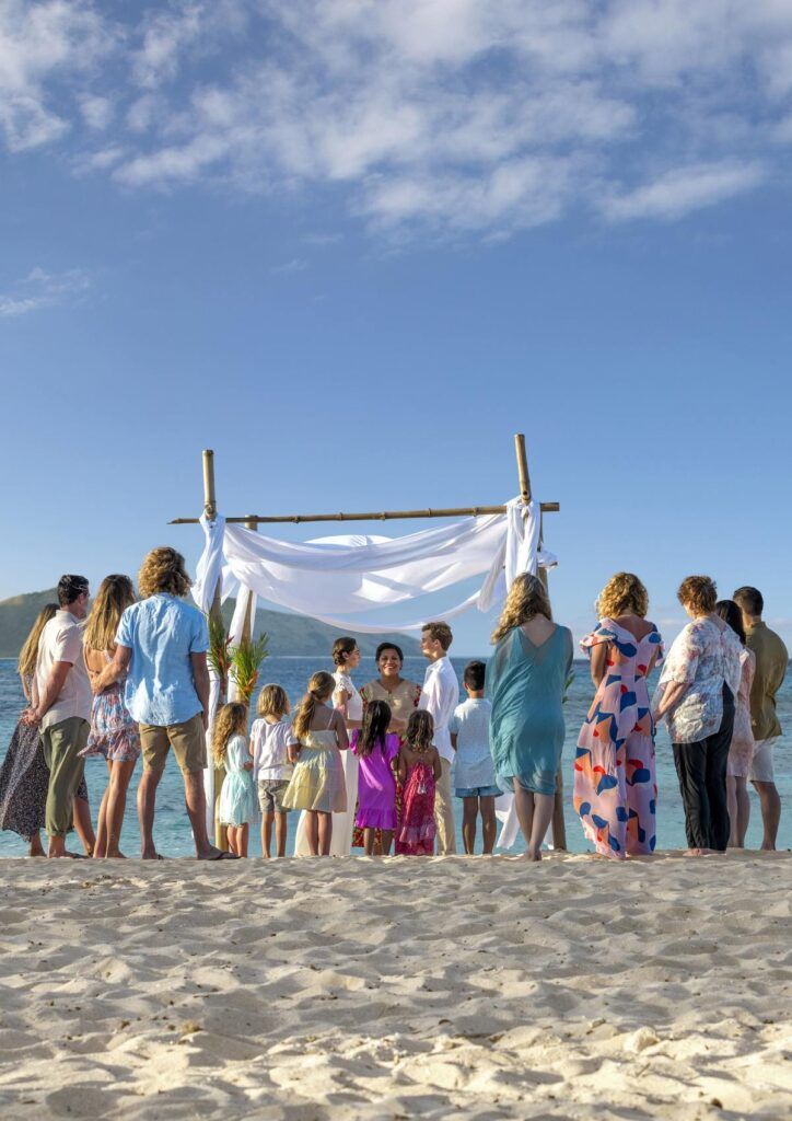 How to Plan a Wedding in Fiji 💍 [2025]
