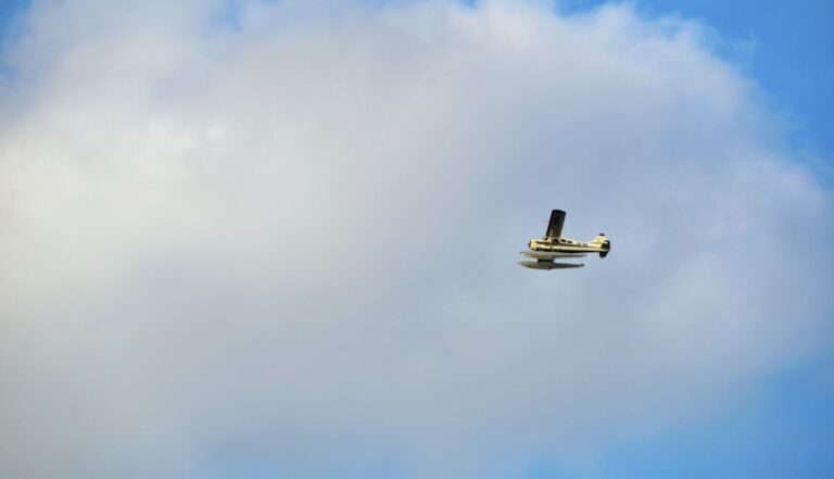 Where to Hire a Plane or Seaplane in Fiji