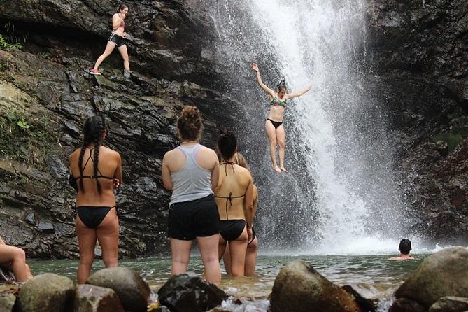 10 Wonderful Waterfalls in Fiji