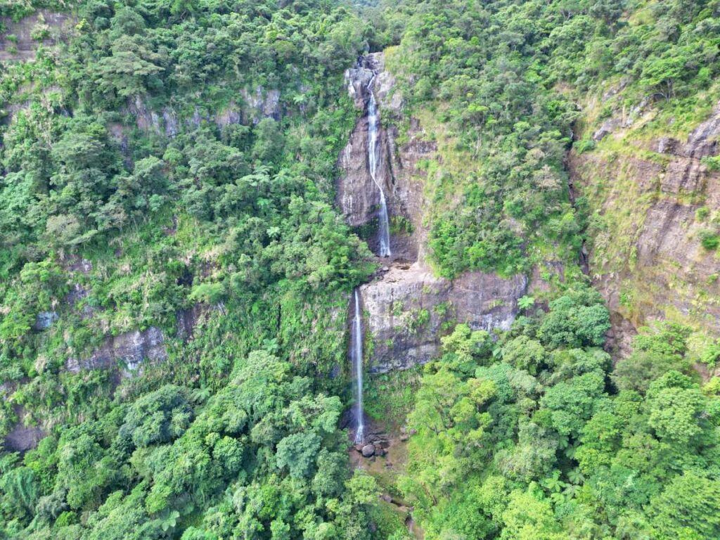 10 Best Swimming Spots in Fiji