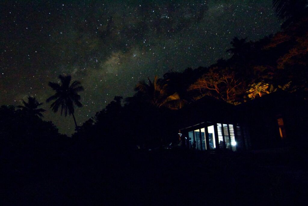 5 Best Places for Stargazing in Fiji