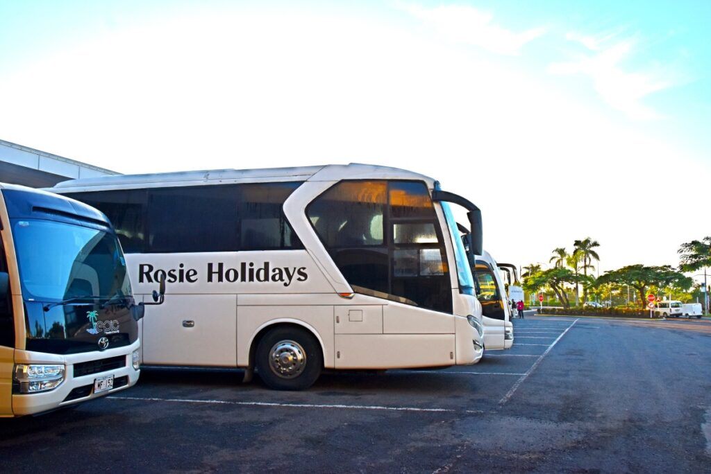 How to Travel Around Fiji by Bus