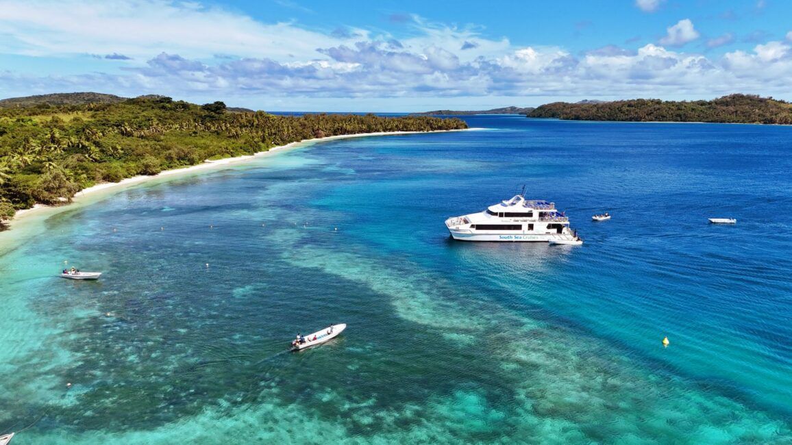 How to Take the Ferry to the Yasawa Islands
