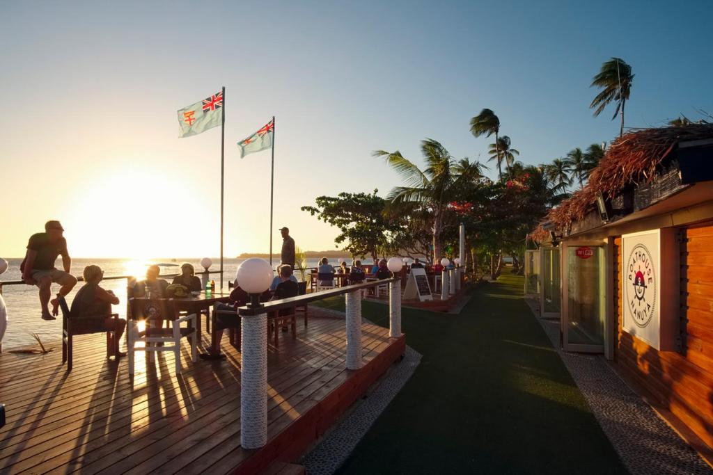 10 Best Resorts in Fiji with Glass-Bottom Boats