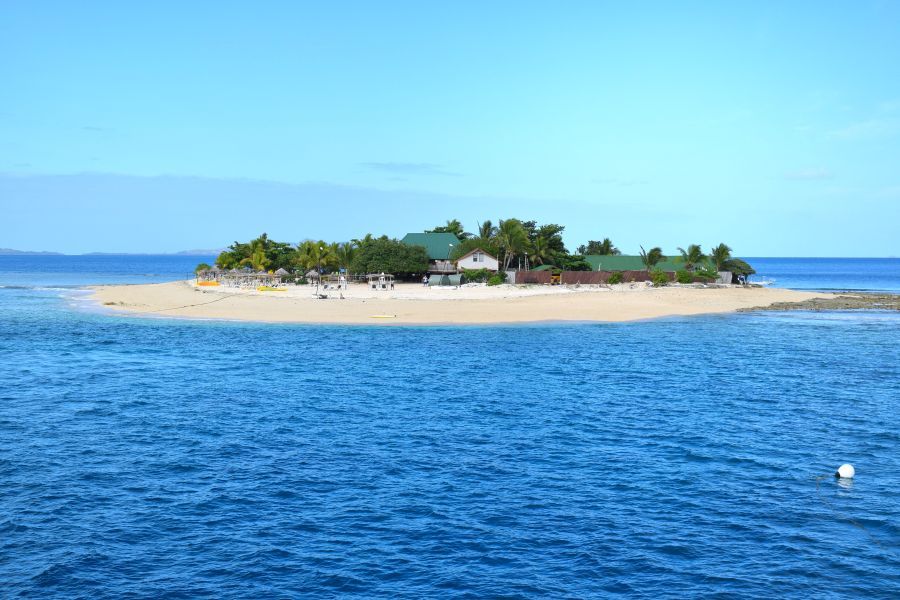 Where to Stay in Fiji: A Guide to Destinations & Accommodations