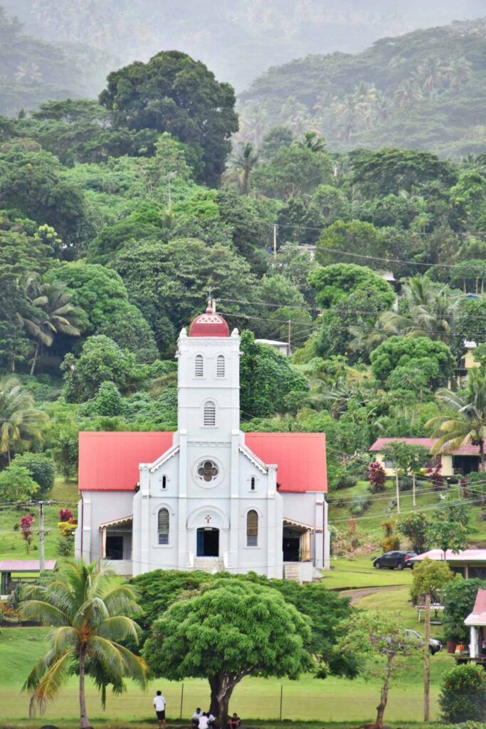 The Best Day Trips on Taveuni