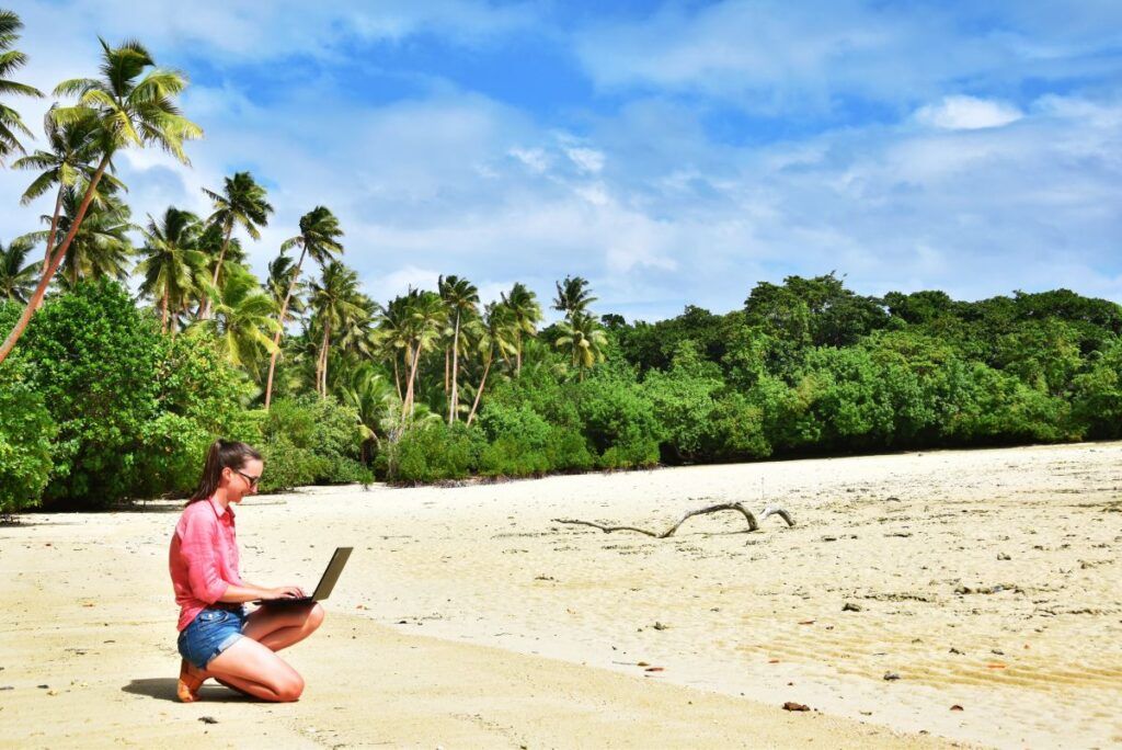 30 Tips for Travelling in Fiji 🏝️ [2025]