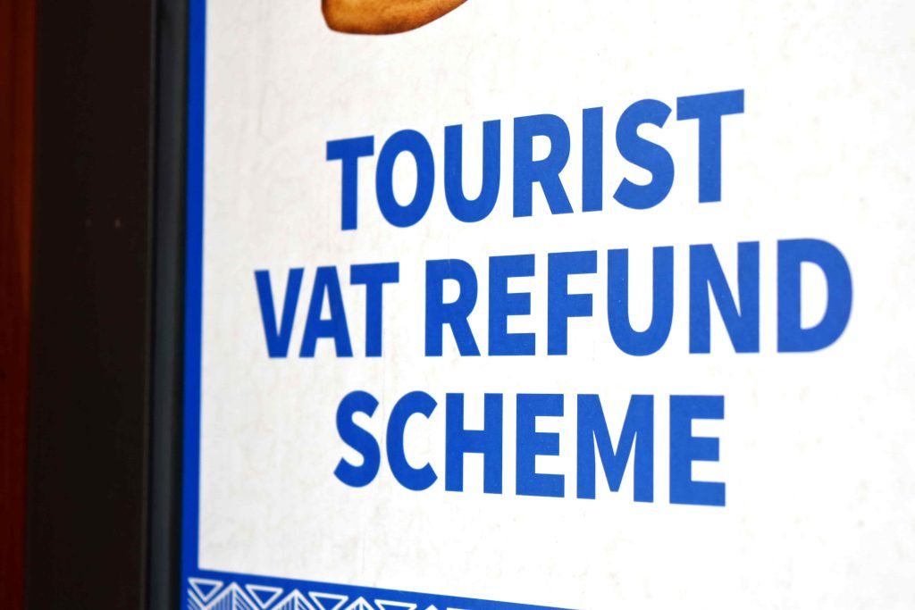 Fiji Tipping &amp; Tax Guide for Travellers
