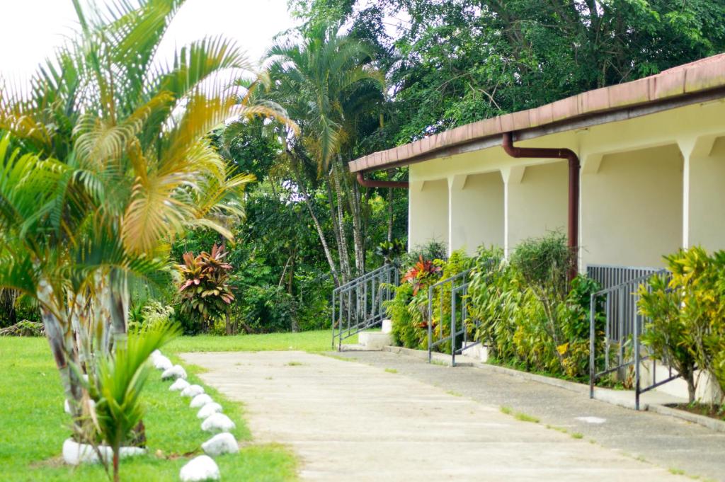 10 Budget Accommodations in Lautoka, Rakiraki & the Suncoast