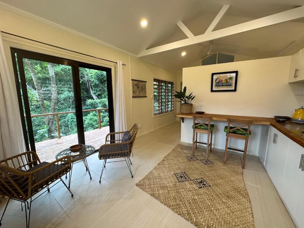 5 BEST Adults-Only Resorts in Savusavu & Vanua Levu