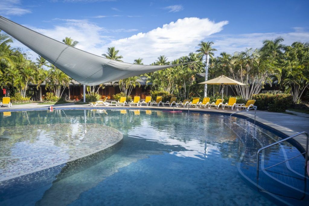 25 BEST Resorts in the Mamanuca Islands ????️ [2025]