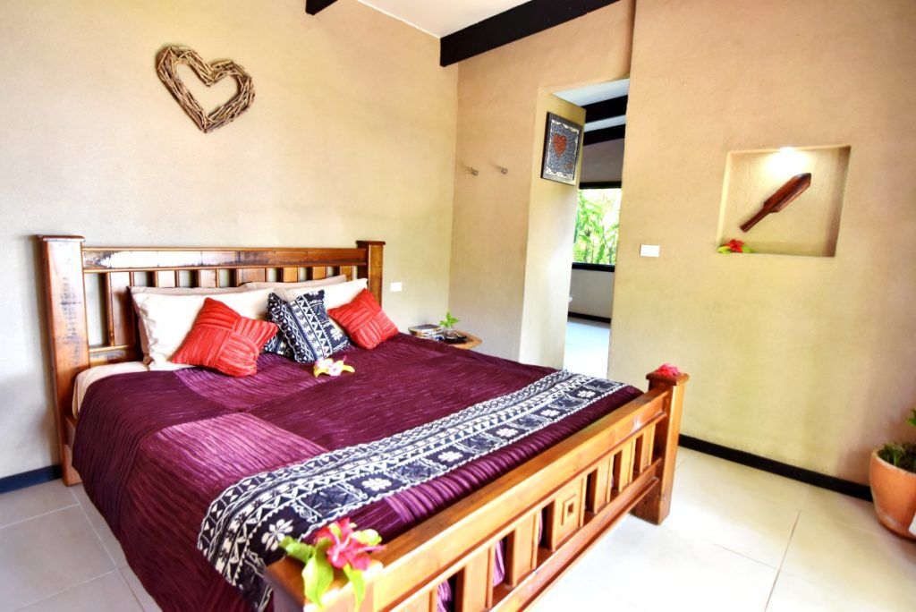 10 Most Romantic Honeymoon Resorts on Taveuni ❤️