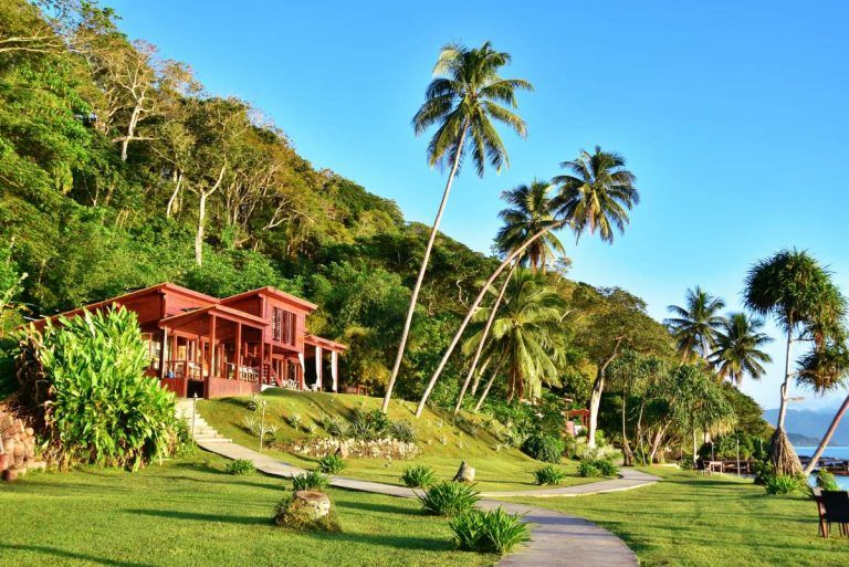 10 BEST Luxury Resorts on Taveuni ???? [2025]