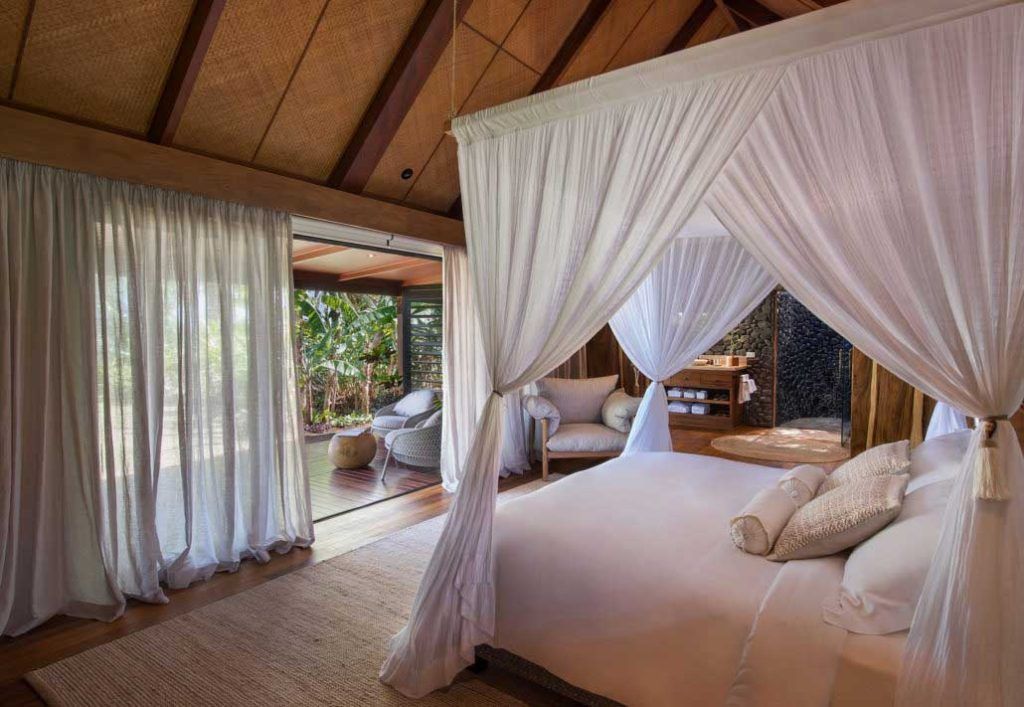25 Most Romantic Honeymoon Resorts in Fiji ❤️ [2025]