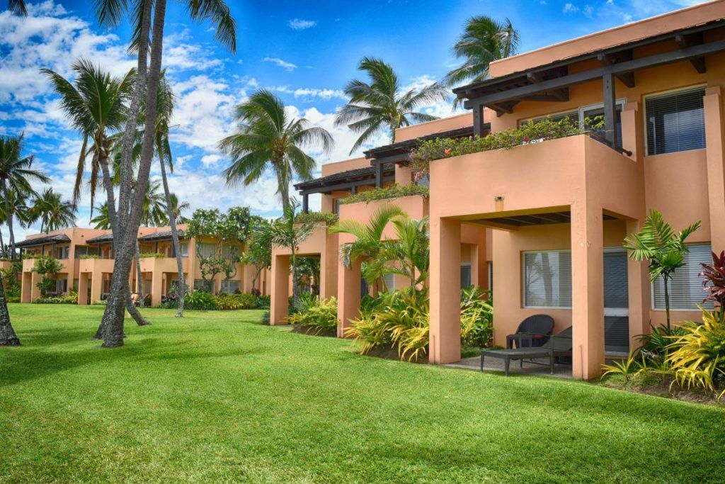 10 BEST Hotels on Denarau Island ???? [2025]