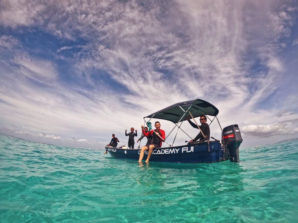 15 BEST Dive Resorts in Fiji ???? [2025]