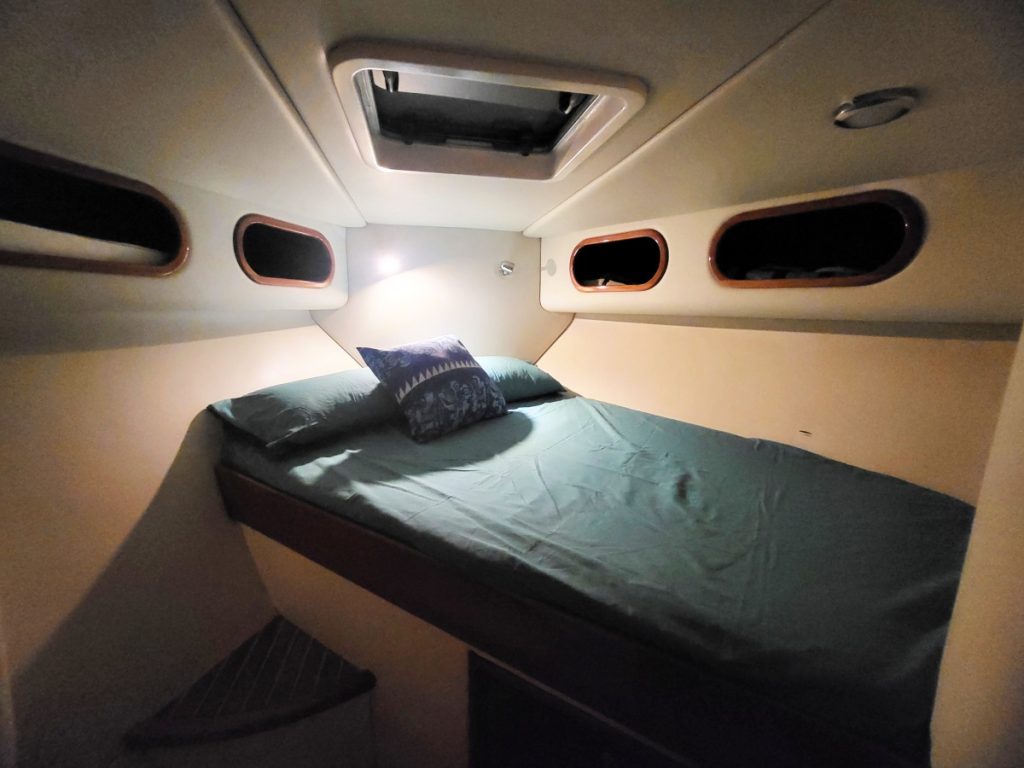 10 Boat Stays in Fiji: Cruises, Yacht Charters &amp; Boat Hire