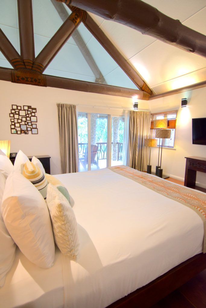 25 BEST Luxury Resorts in Fiji ???? [2025]