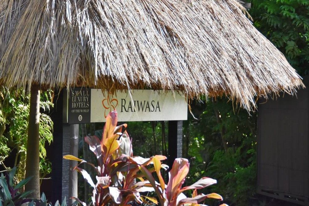 25 BEST Luxury Resorts in Fiji ???? [2025]