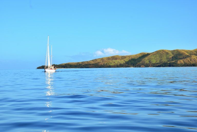 10 Boat Stays in Fiji: Cruises, Yacht Charters & Boat Hire
