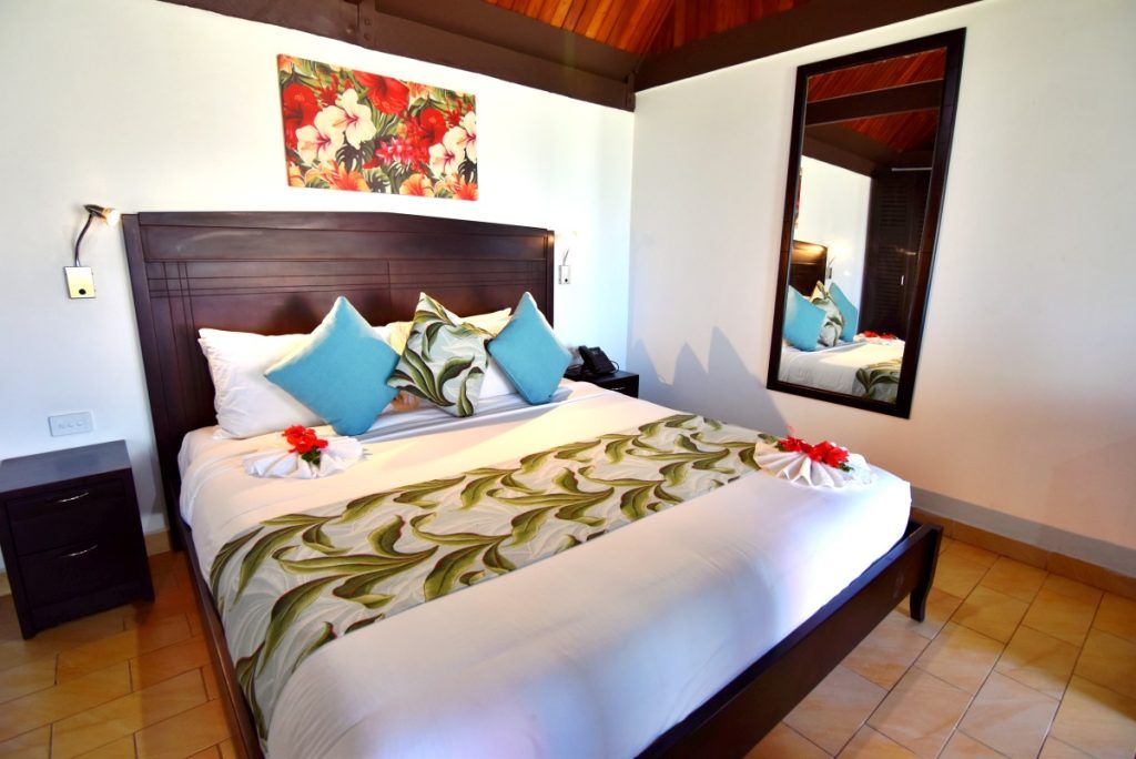 22 BEST Adults-Only (Child-Free) Resorts in Fiji ???? [2025]