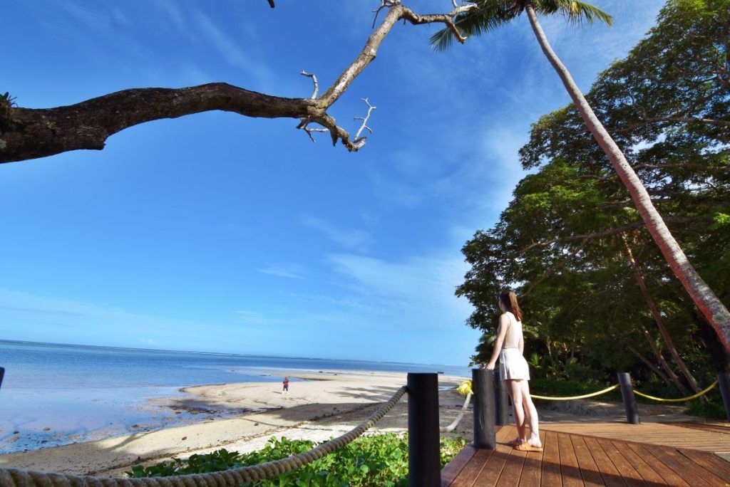 25 Most Romantic Honeymoon Resorts in Fiji ❤️ [2025]