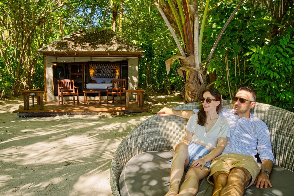 15 Most Romantic Resorts in the Yasawa Islands ❤️ [2025]