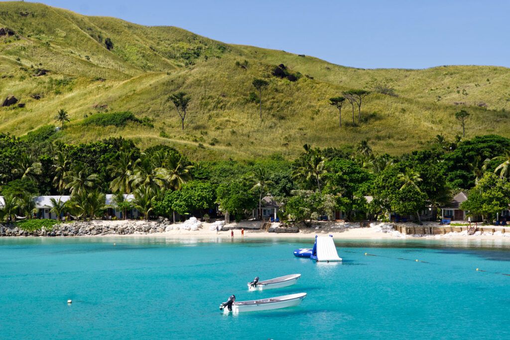 21 BEST Resorts in the Yasawa Islands 🏝️ [2025]