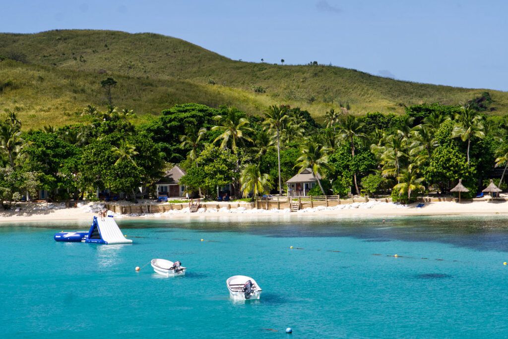 15 Most Romantic Resorts in the Yasawa Islands ❤️ [2025]