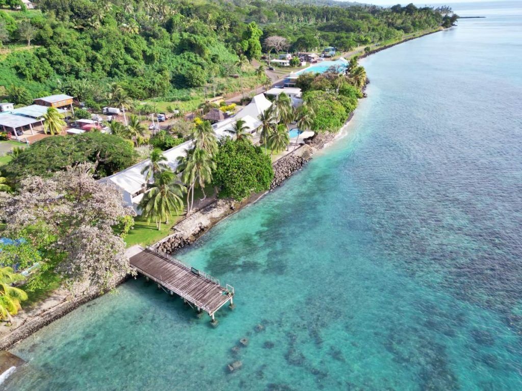 15 BEST Dive Resorts in Fiji ???? [2025]