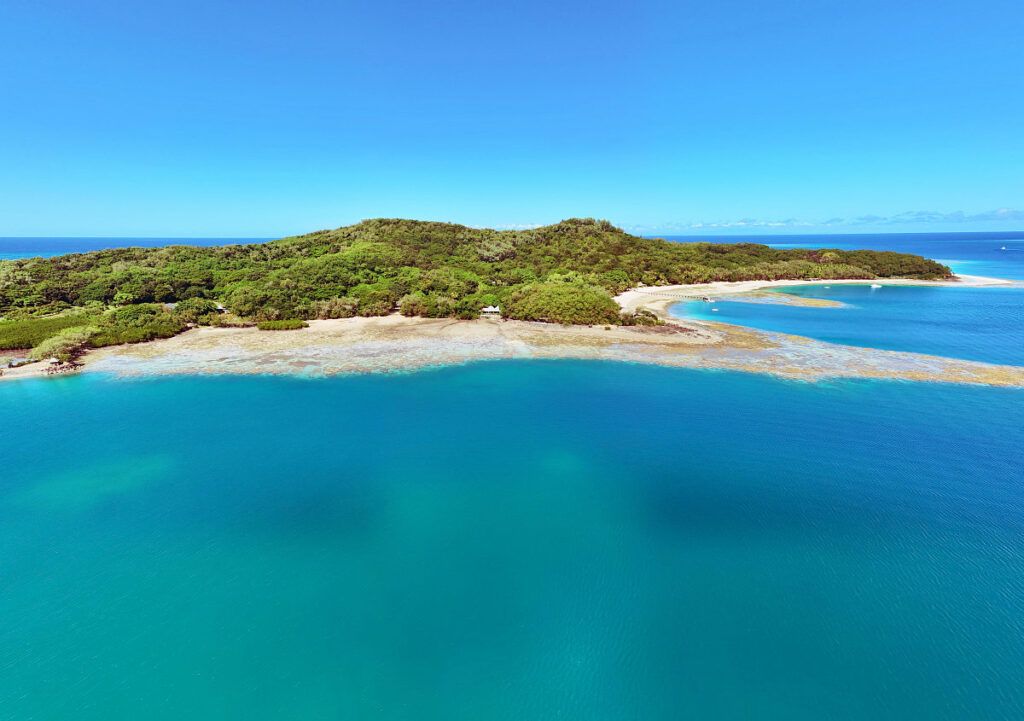 21 BEST Resorts in the Yasawa Islands 🏝️ [2025]