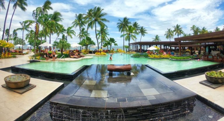 10 Best Luxury Resorts on Denarau Island ???? [2025]