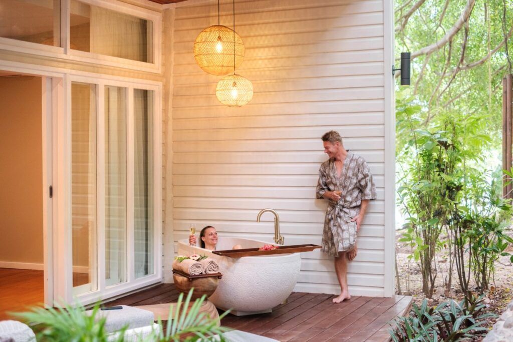 10 Best Spas &amp; Spa Resorts in the Mamanuca Islands 🌺