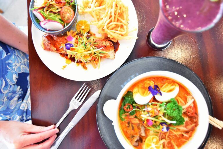 Corner Cafe in Nadi: A FULL Fiji Restaurant Review