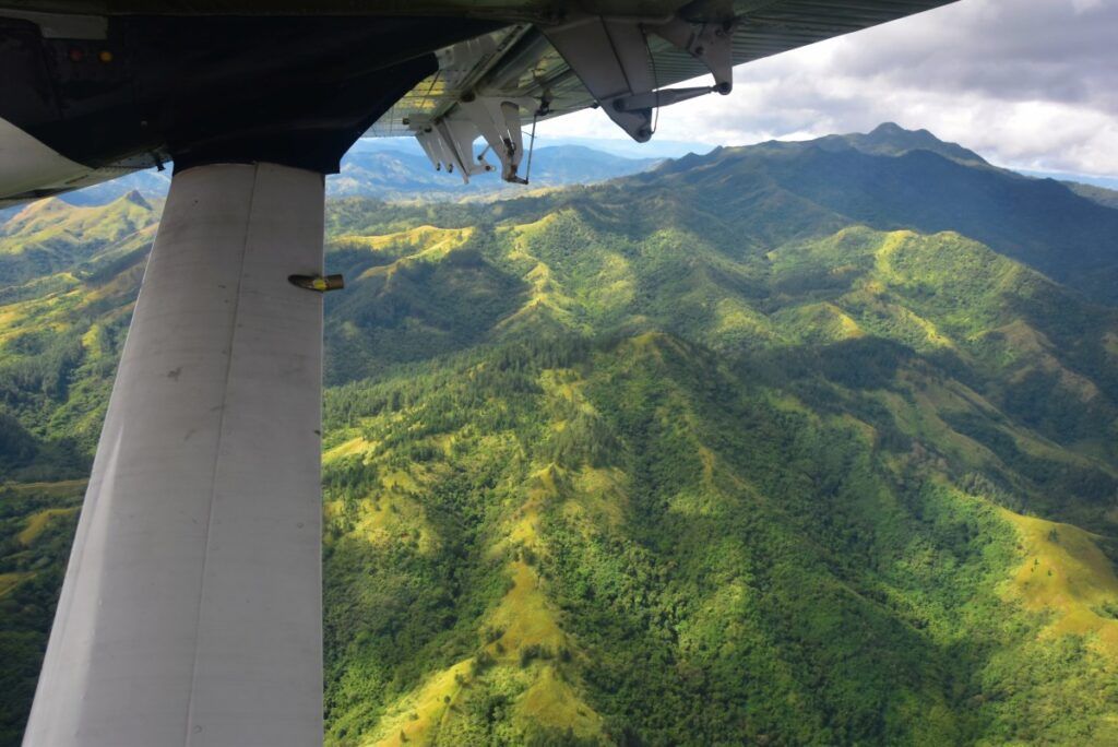 10 Best Scenic Flights in Fiji 🚁🛩️ [2025]