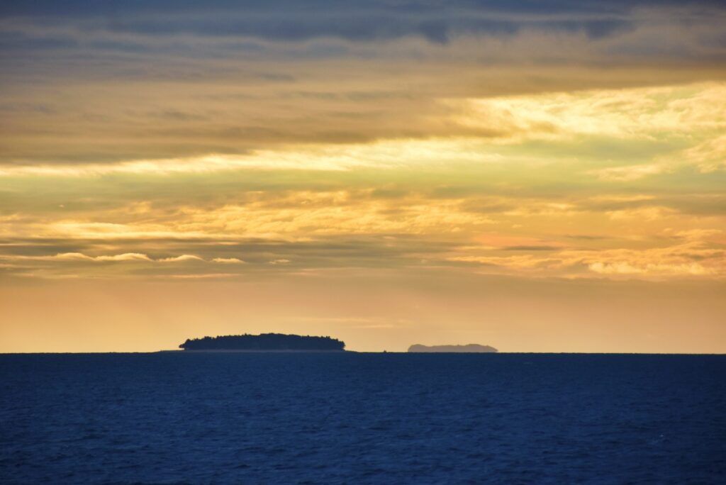 20 Best Things to Do in the Mamanuca Islands 🏝️[2025]