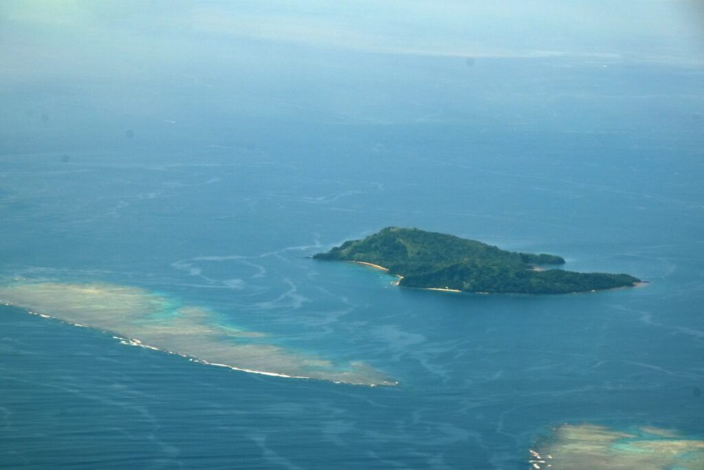 10 BEST Day Cruises in Fiji 🏝️ [2025]