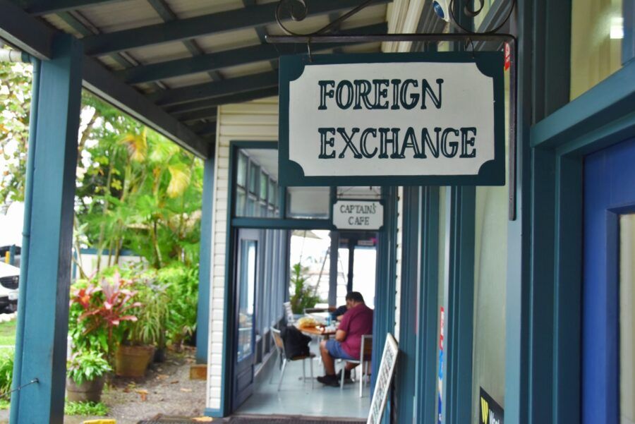 The Best Places to Exchange Money in Fiji