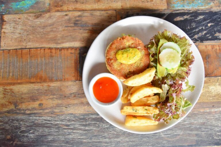 Fiji for Vegans & Vegetarians + 10 Best Restaurants