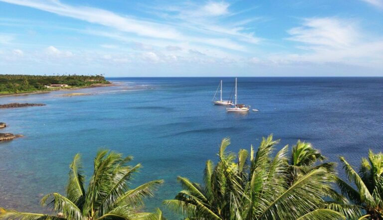 A Sailing Guide to Taveuni: Anchorages, Clearance & More