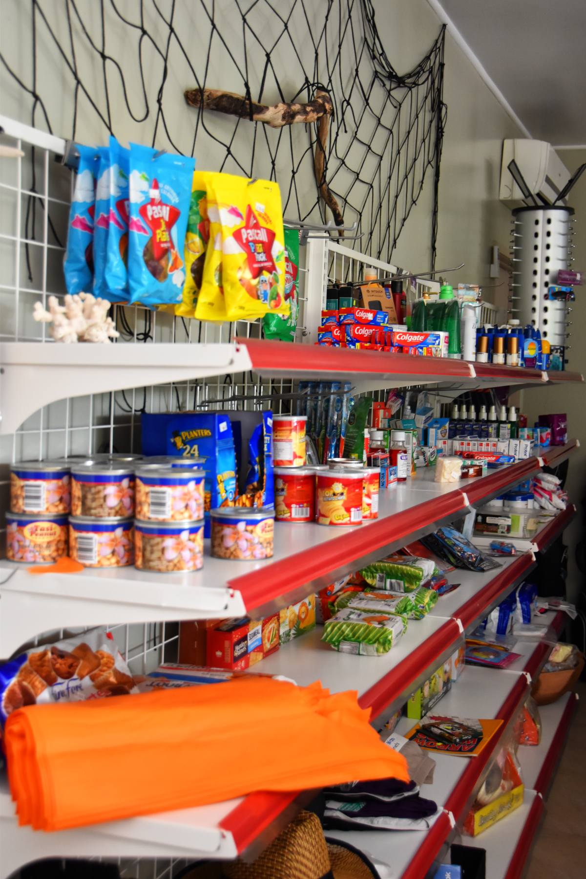 Yacht Provisioning: Shops & Services in the Mamanuca Islands Yacht Provisioning: Shops & Services in the Mamanuca Islands